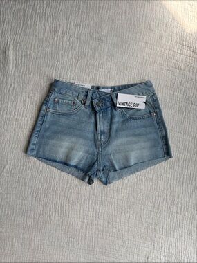 NWT refuge denim vintage rip mini shorts